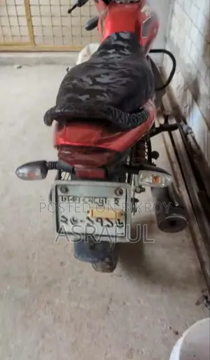 Bajaj Platina 125 2015 Red