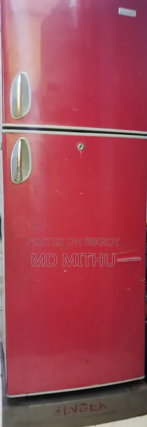 Singer Large Fridge Wanted to Sell