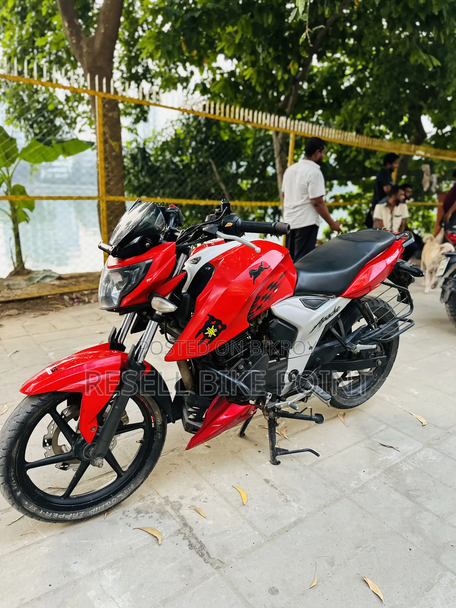 TVS Apache 160 4V 2020 Red