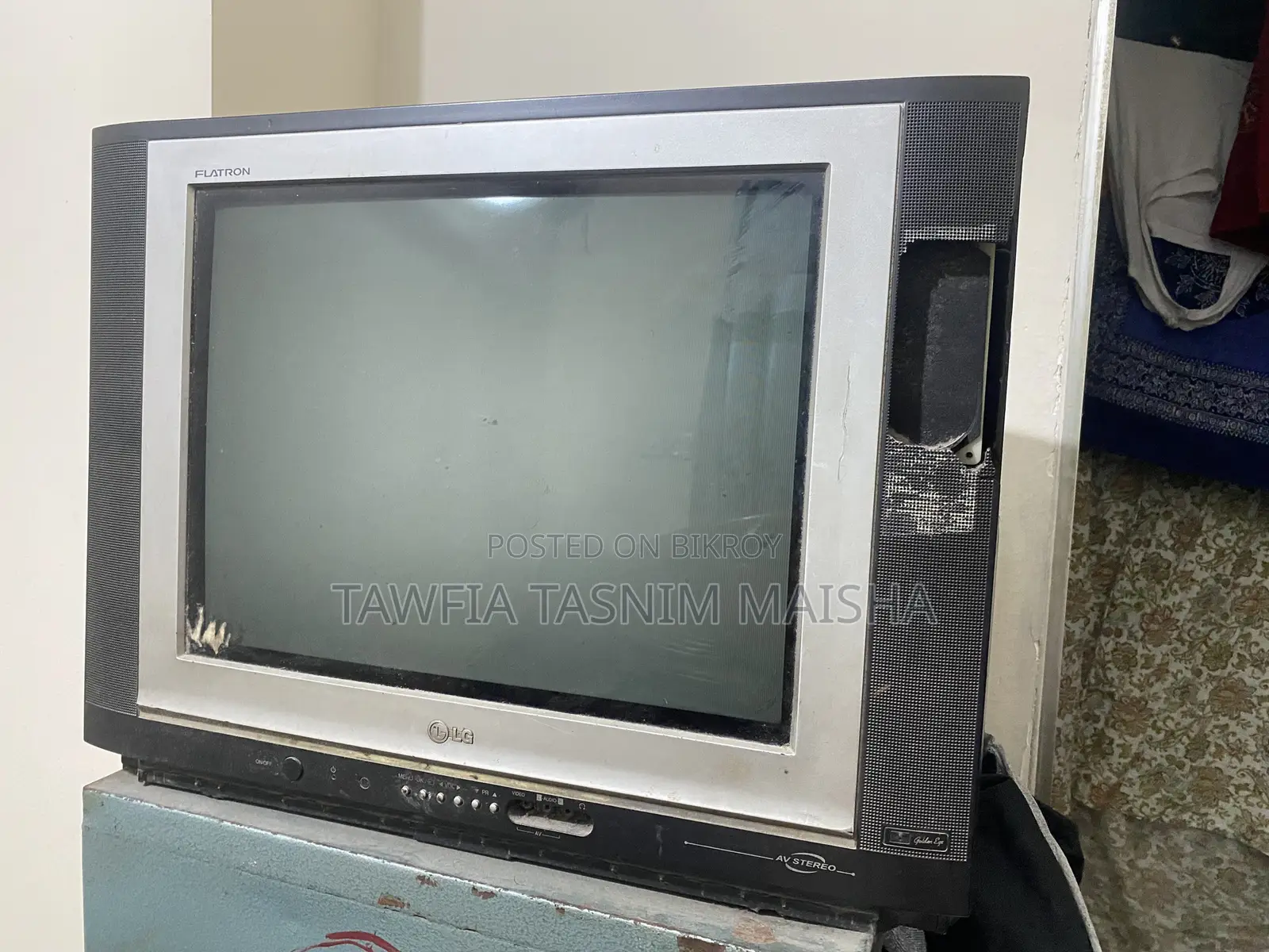 LG Flatron CRT TV for Sale — Fully Working