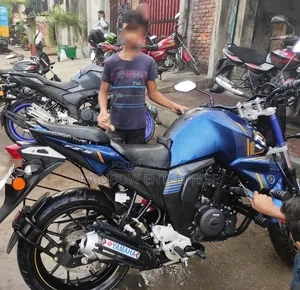 ইয়ামাহা এফজেডএস ভি২ ২০২৩ নীল