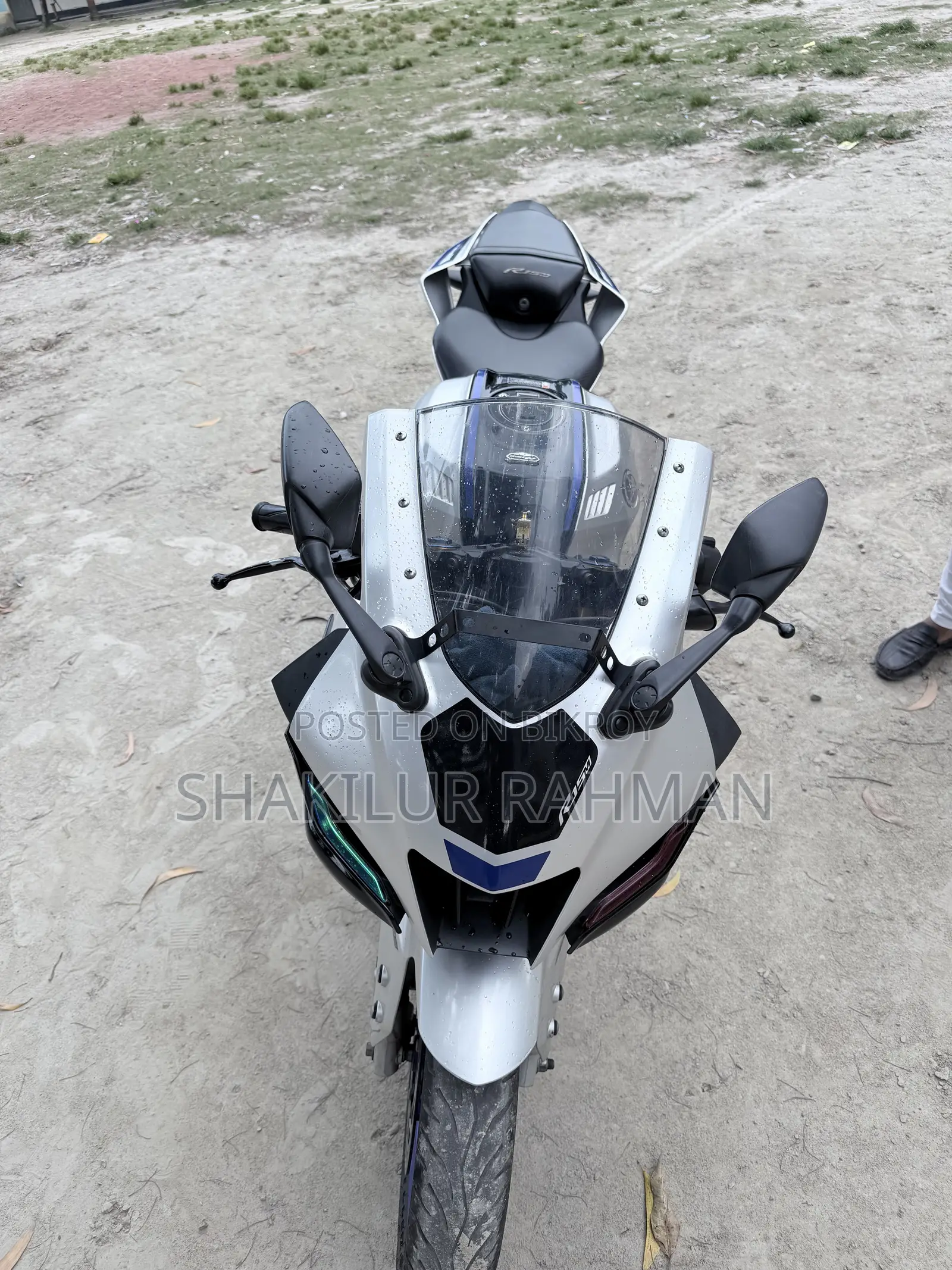 Yamaha R15M 2022