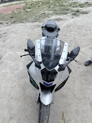 Yamaha R15M 2022