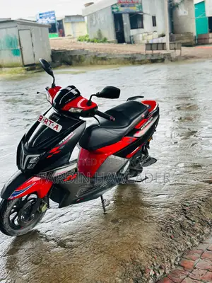 টিভিএস এনটর্ক ১২৫ ২০২২ লাল