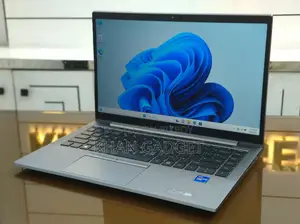 Laptop HP ZBook Firefly G8 16GB Intel Core i7 SSD 512GB