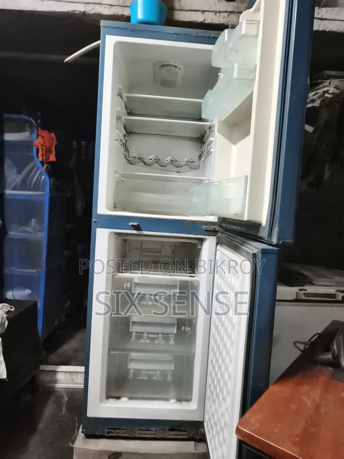 Freeze (Refrigerator)