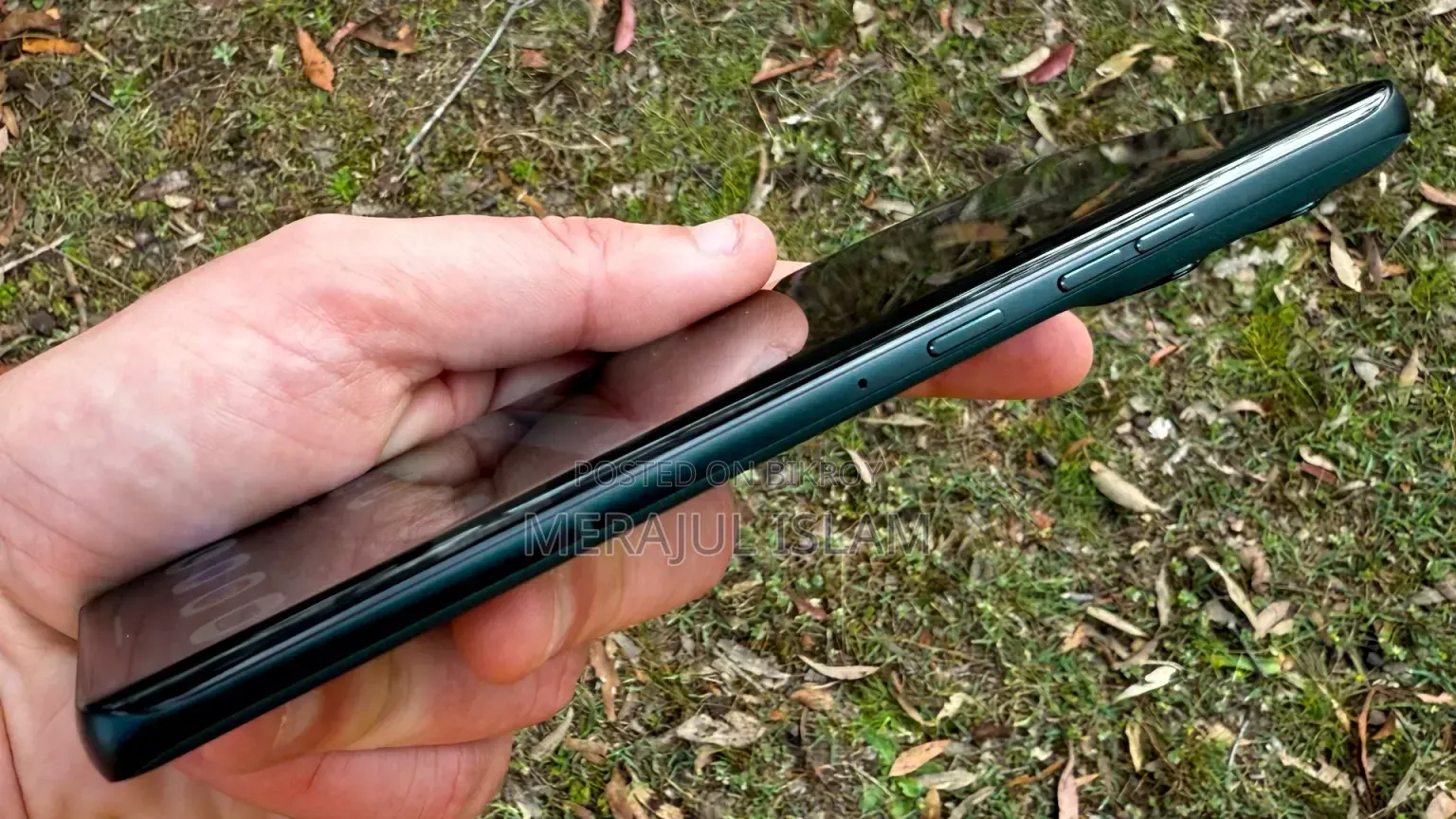 মোটরোহলা এজ ৫০ ২৫৬ জিবি গ্রে