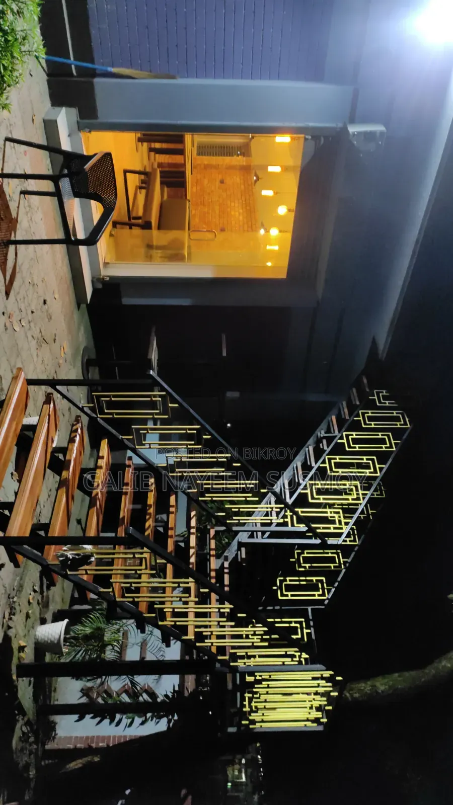 Big Restaurant & Party Center Share/Partner
