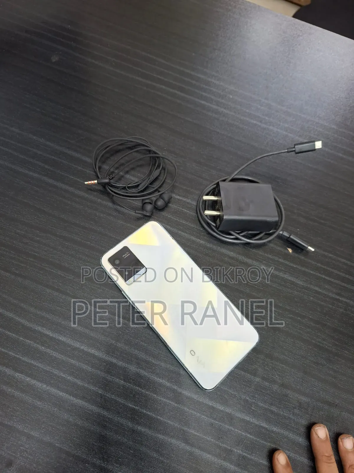 Vivo Y21 64 GB White
