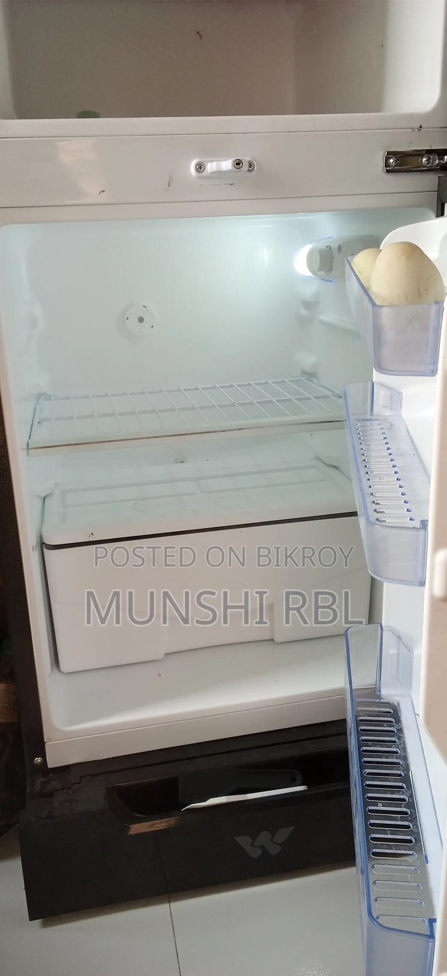 ওয়ালটন রেফ্রিজারেটর ২১৩ লিটার ব্র্যান্ড নিউ