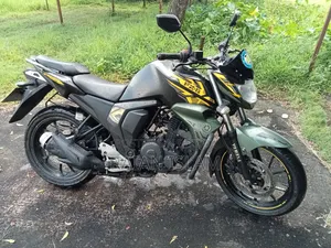 Yamaha FZ 2018 Yellow