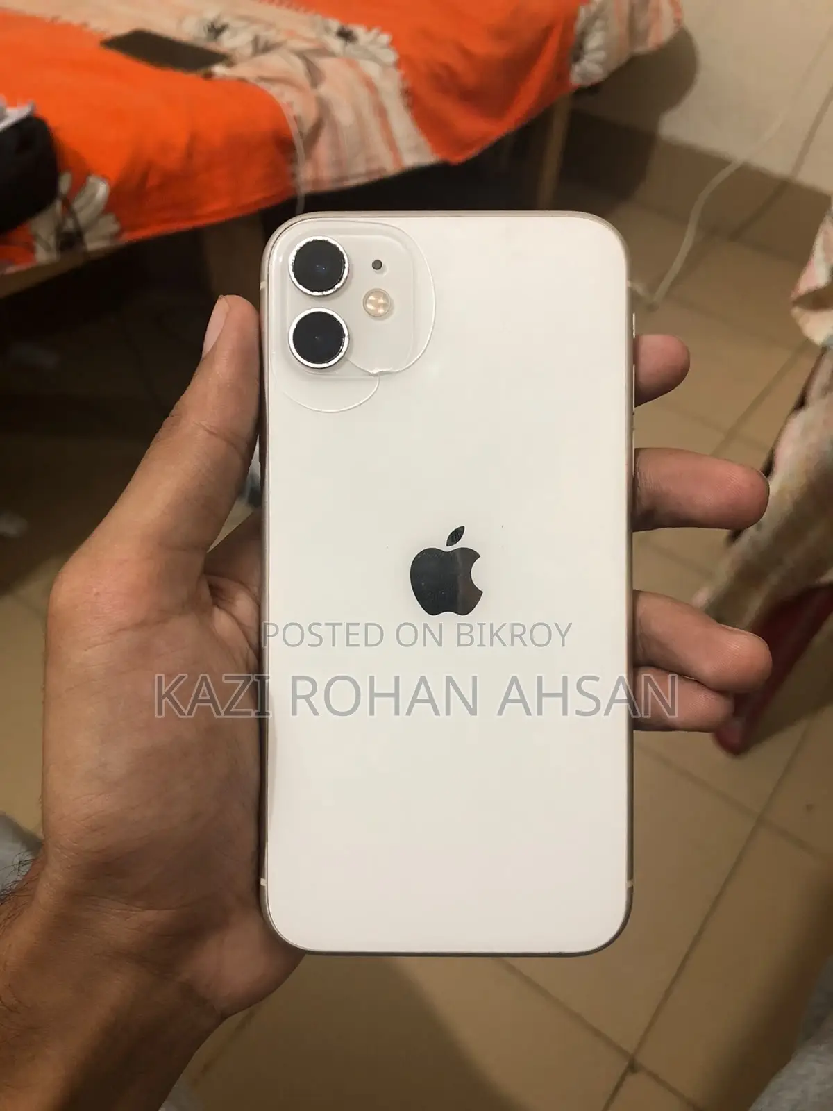 অ্যাপল আইফোন ১১ ১২৮ জিবি সাদা