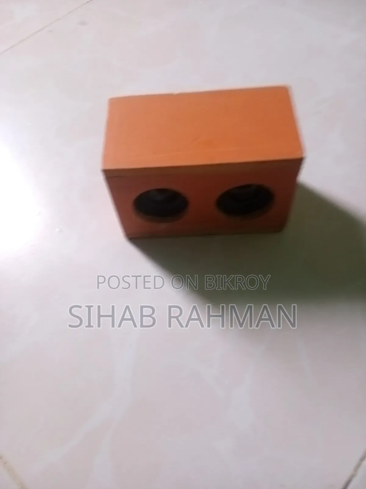আমার এই বকস আমি নিজের হাত দিয়ে বানাইসি আমি এই বকস খুব জতন কইরা রাখি