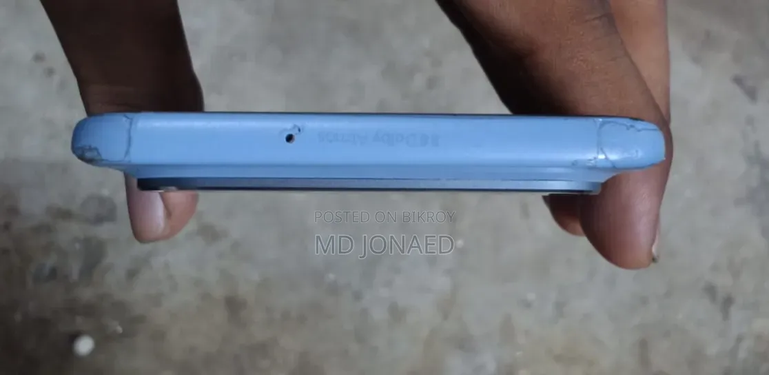 টেকনো পোভা স্লিম ৫জি ২৫৬ জিবি নীল