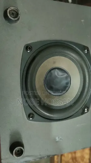 দেখতে নতুনের মত সাউন্ড কোয়ালিটি অনেক ভালো