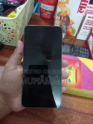 Samsung Galaxy S22+ 5G 128 GB Graphite