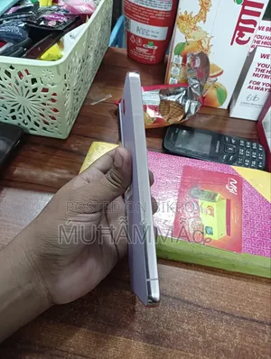 Samsung Galaxy S22+ 5G 128 GB Graphite