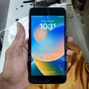 Apple iPhone 8 Plus 64 GB Black