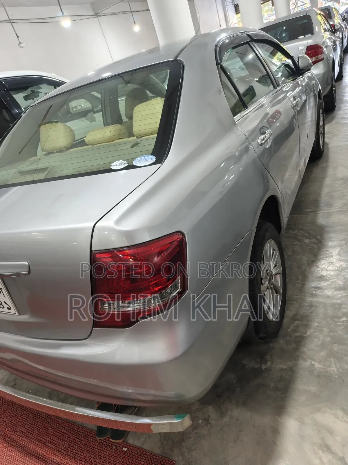 টয়োটা এক্সিও ২০১২ সিলভার