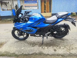 সুজুকি জিক্সার এসএফ ২০২০ ব্লু