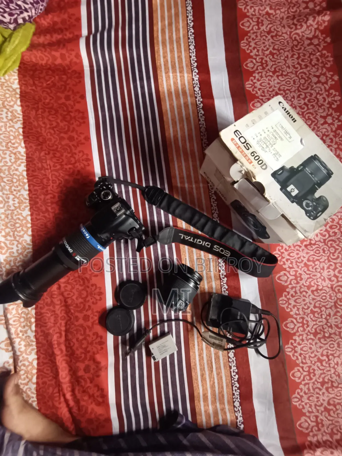 DSLR Camera