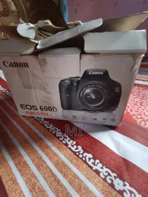 DSLR Camera
