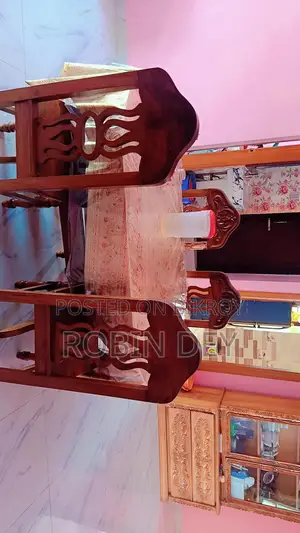 ডাইনিং টেবিল সেল হবে আর্জেন্ট