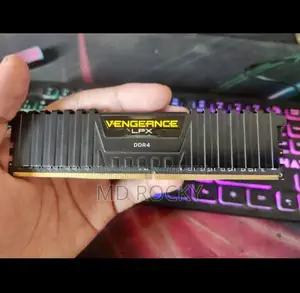 DDR4 RAM 8GB Vengeance 3200MHz Corsair Brand