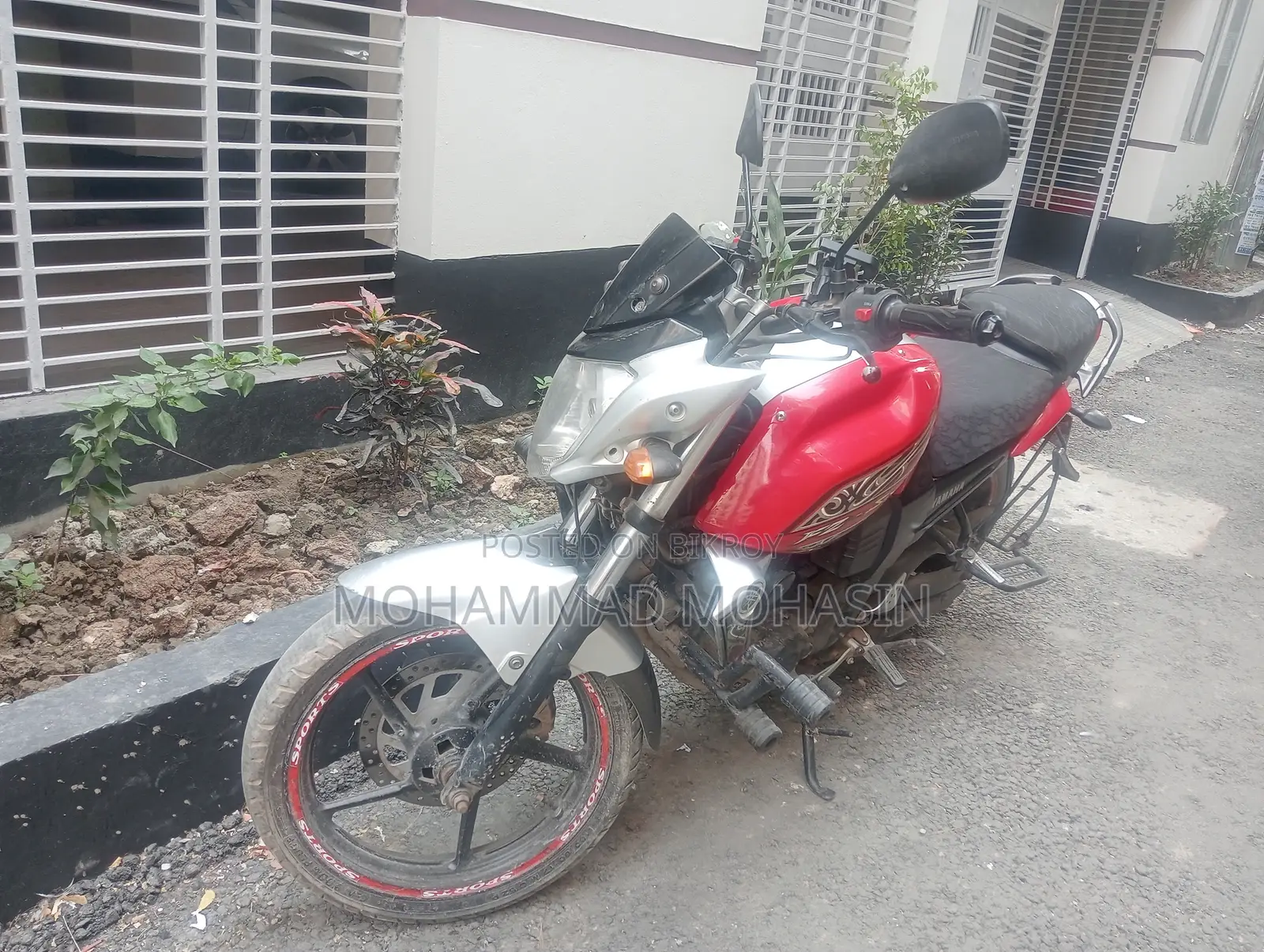 Yamaha FZ 2012 Red