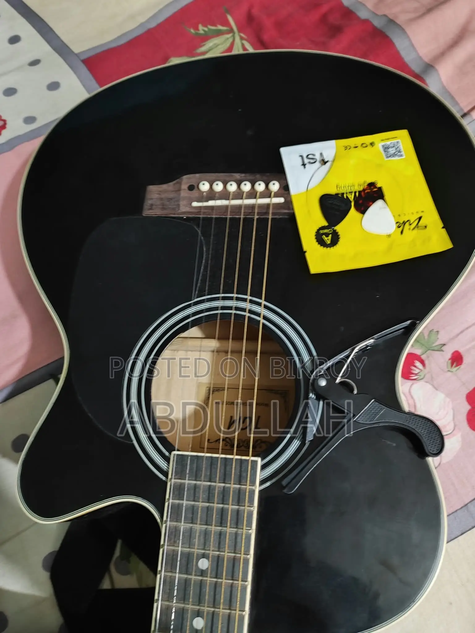  বিক্রির জন্য টিজিএম প্রফেশনাল গিটার