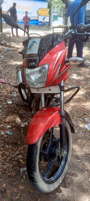 টিভিএস মেট্রো প্লাস ২০১৮ রেড