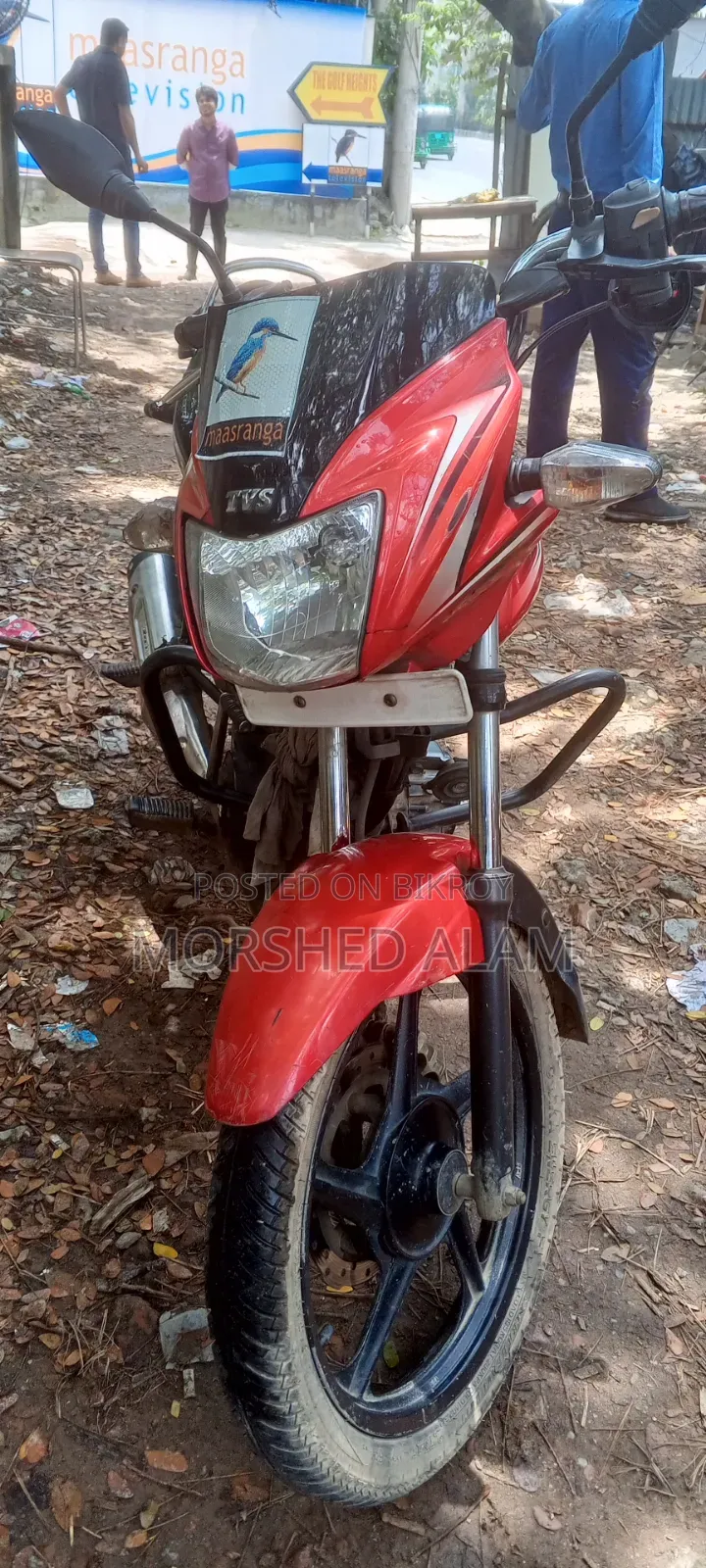 টিভিএস মেট্রো প্লাস ২০১৮ রেড