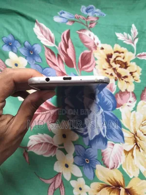 Samsung Galaxy A8 32 GB