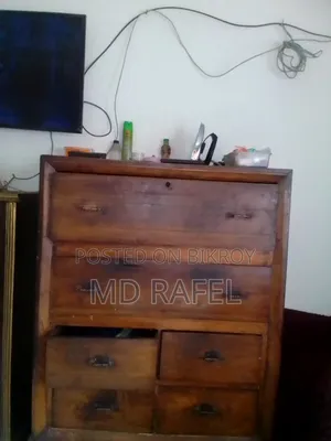 Old 6-drawer wardrobe for sale in Dhaka