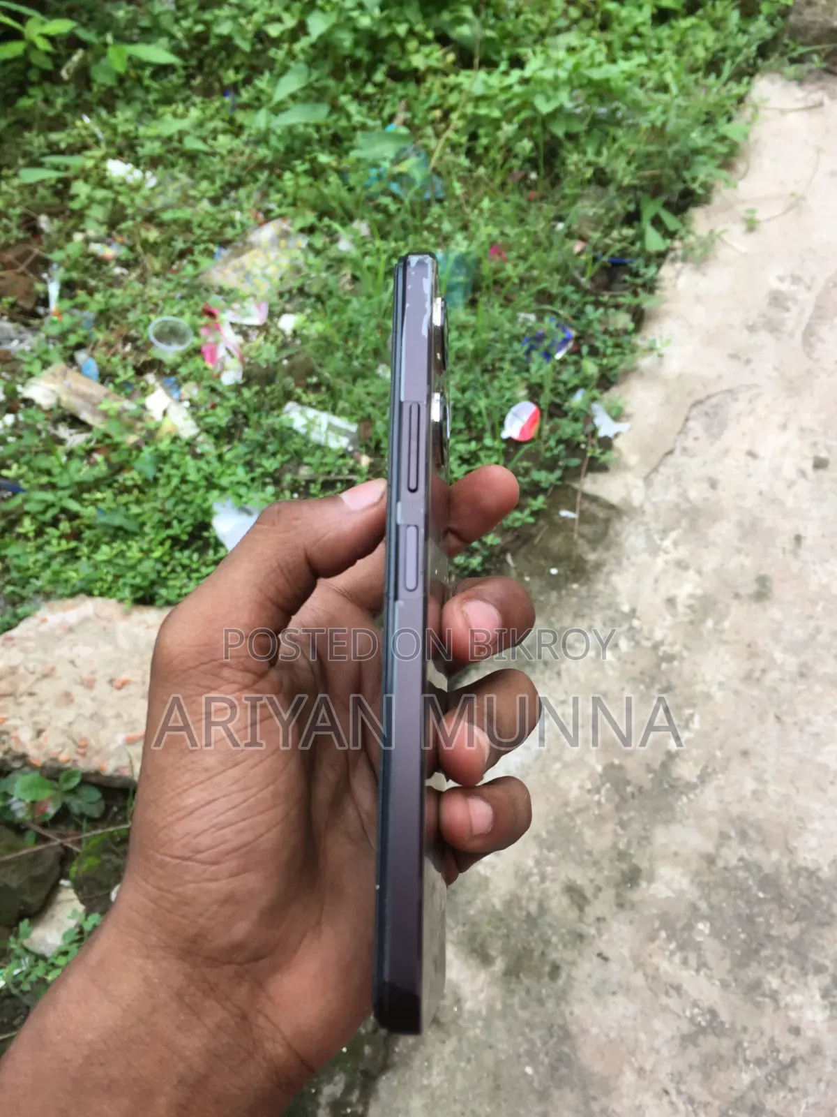 ভিভো ওয়াই১৮ ১২৮ জিবি লাল