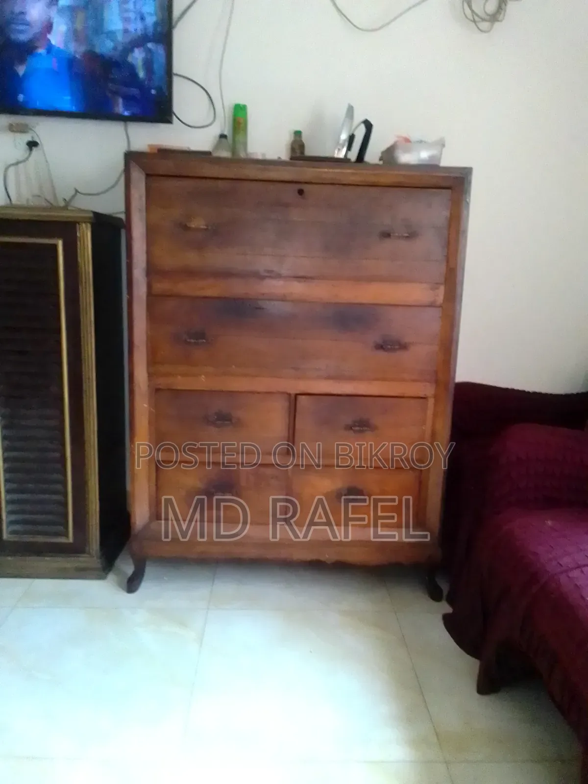 Old 6-drawer wardrobe for sale in Dhaka