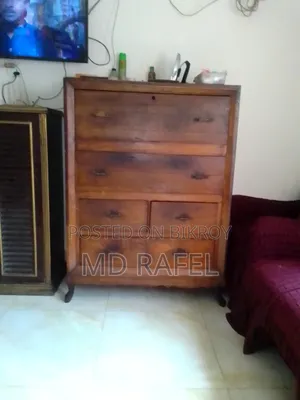 Old 6-drawer wardrobe for sale in Dhaka