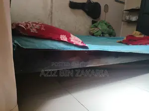Large (King Size) Bed