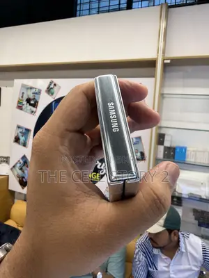 স্যামসাং গ্যালাক্সি জেড ফ্লিপ৫ ২৫৬ জিবি সিলভার