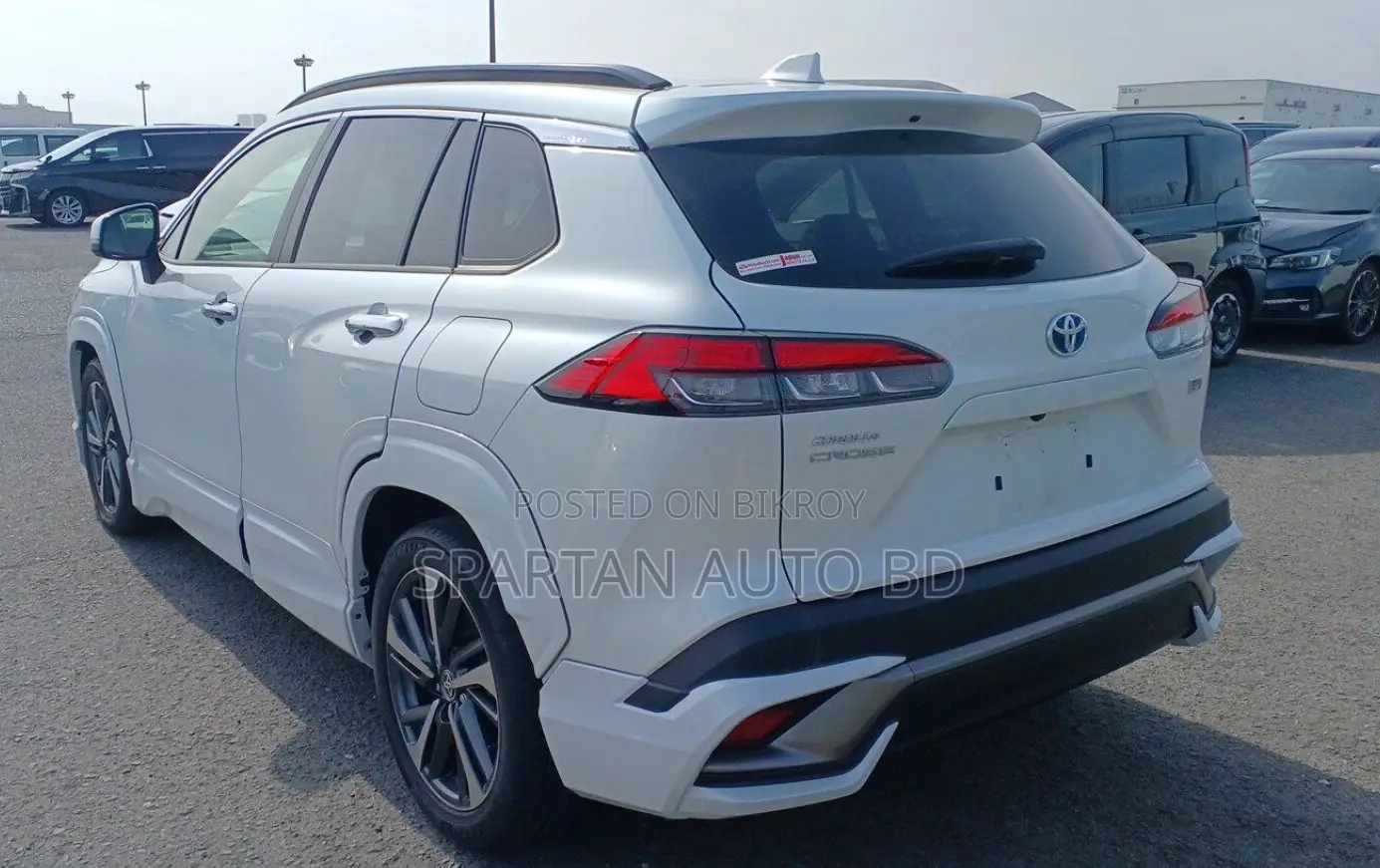 Toyota Corolla Cross ২০২২ পার্ল