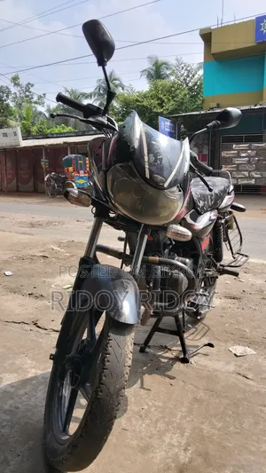 Bajaj Discover 100 2012 Black