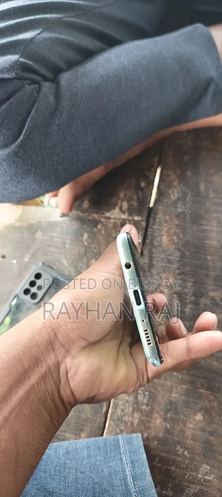স্যামসাং গ্যালাক্সি এ৭২ ১২৮ জিবি ব্লু