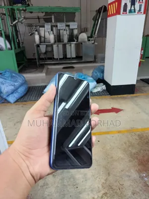 Vivo Y17 128 GB Blue