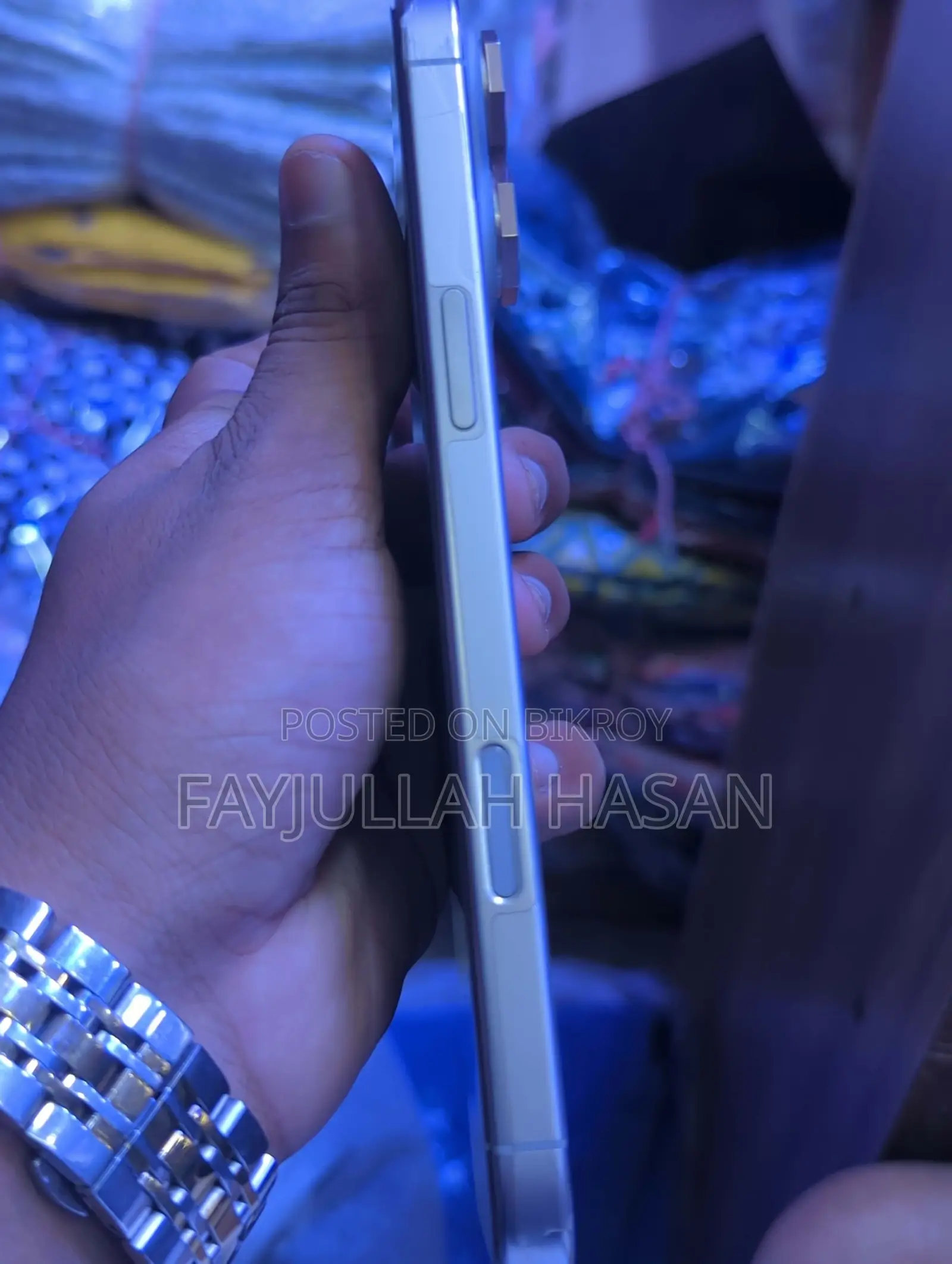অ্যাপল আইফোন ১৬ প্রো ম্যাক্স ২৫৬ জিবি সিলভার