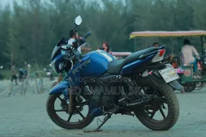 নতুন টিভিএস আপাচে আরটিআর ১৬০ ২ভি ২০১৯ নীল