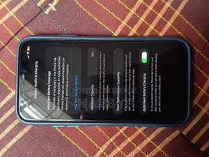 অ্যাপল আইফোন ১১ ১২৮ জিবি লাল