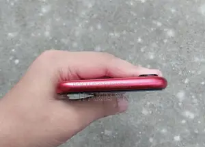 অ্যাপল আইফোন ১১ ১২৮ জিবি লাল