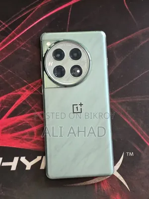 ওয়ানপ্লাস ১২ ২৫৬ জিবি সবুজ