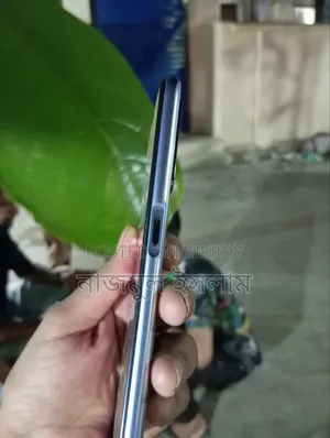 অপ্পো এ৫৬ ফাইভজি ২৫৬ জিবি