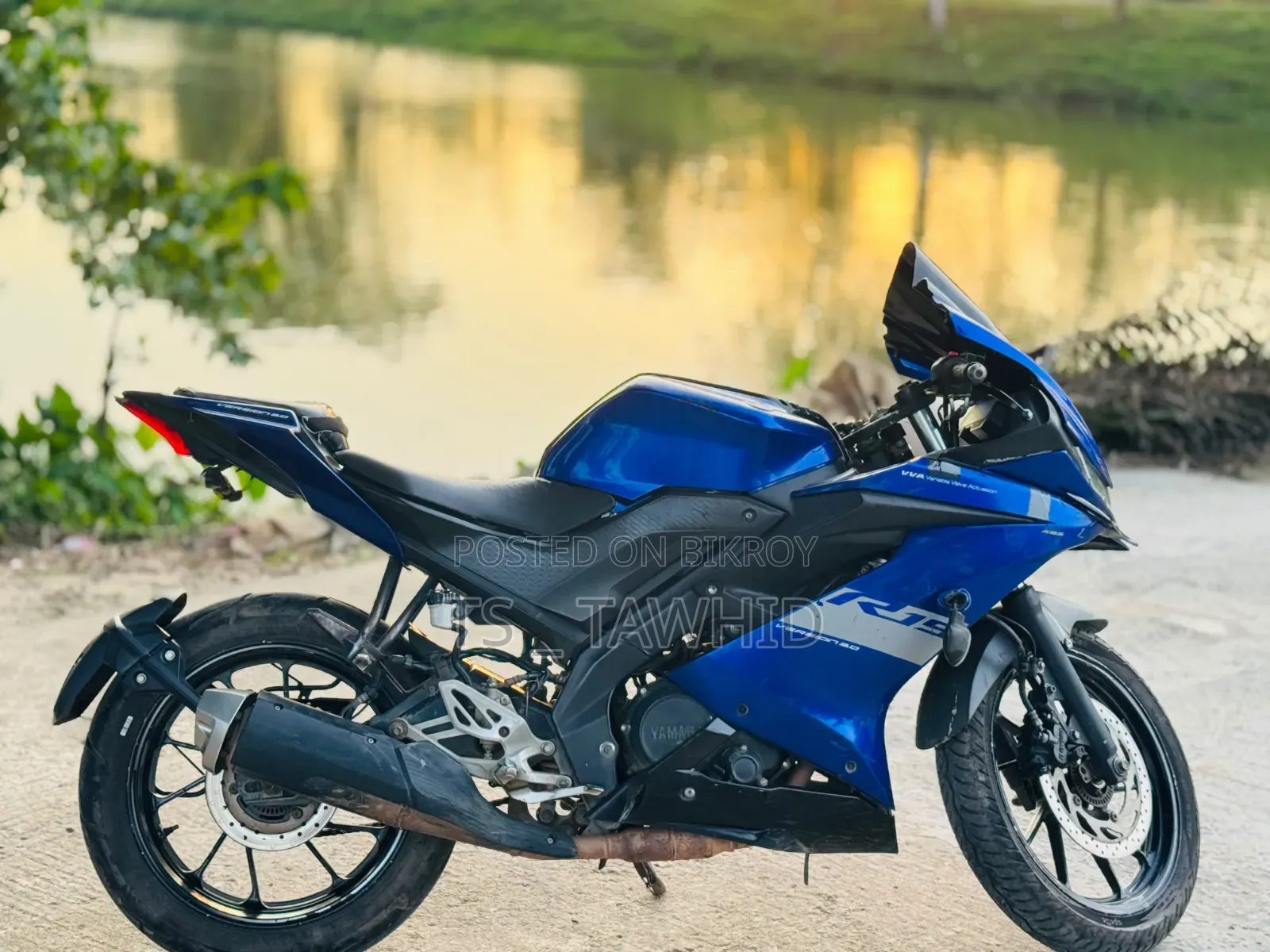ইয়ামাহা আর১৫ ভি৩ ২০২৪ নীল
